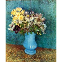 Vase with flieder margerites und anemones